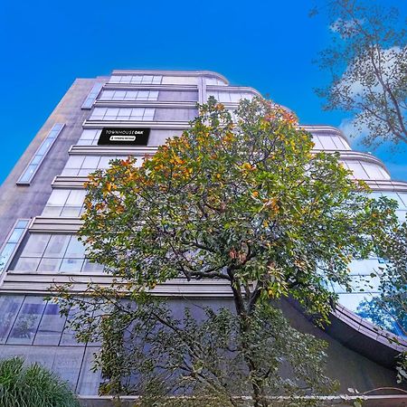 Super Townhouse Oak Times Square Le Western Мумбай Екстериор снимка